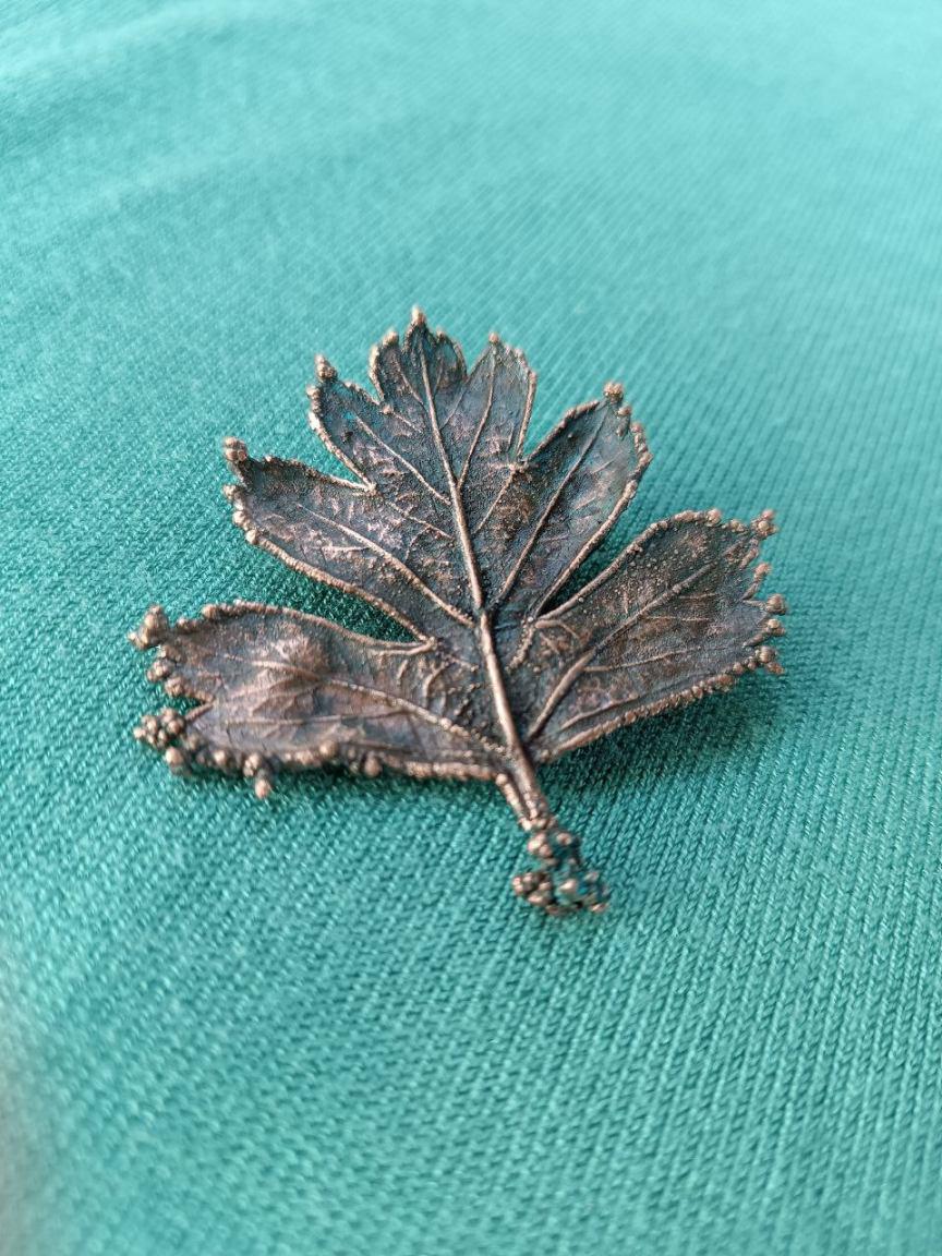 Brooch Copper Natural Gluta Leaf  gift for best friend — Unique Boho-Style Handmade Jewelry Ramella