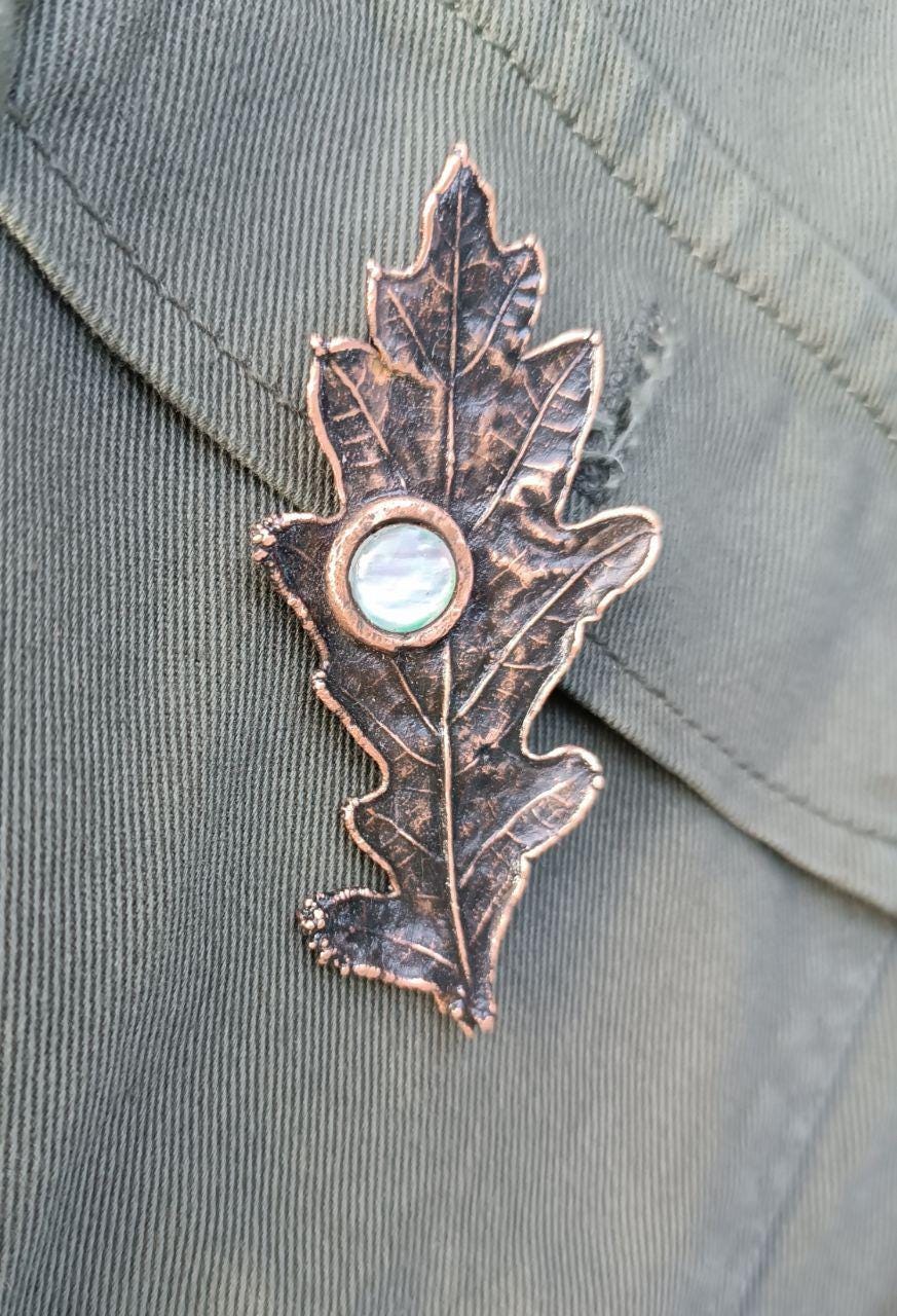 Brooch Electroformed Copper Leaf oak leaf with pearl inlay, Autumn Handmade jewelry, Gift for grandmother jewelry botanical pattern