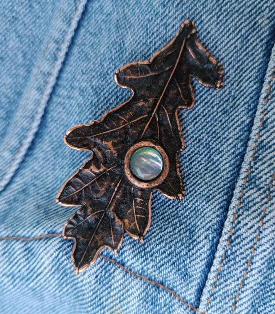 Brooch Electroformed Copper Leaf oak leaf with pearl inlay, Autumn Handmade jewelry, Gift for grandmother jewelry botanical pattern