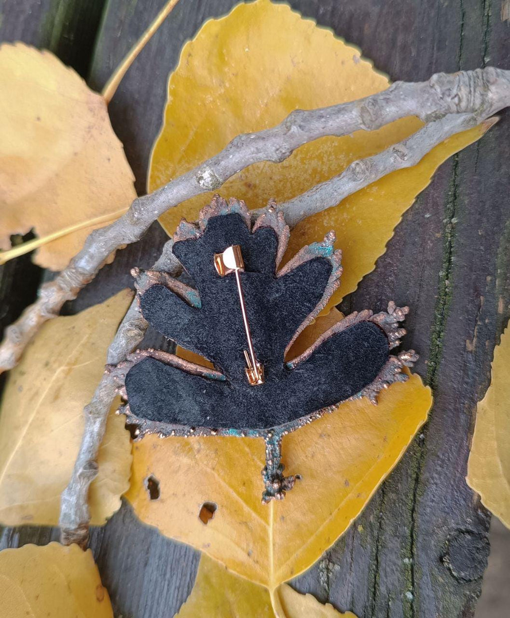 Brooch Copper Natural Gluta Leaf  gift for best friend — Unique Boho-Style Handmade Jewelry Ramella